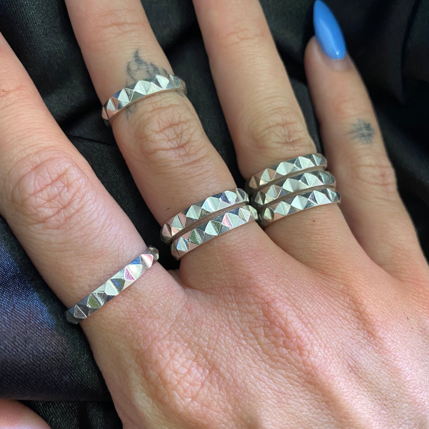 Stud Ring.