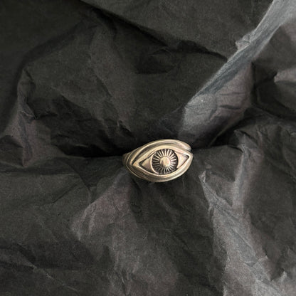 Eye Ring