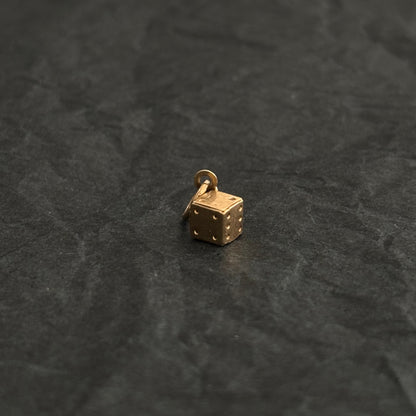 9CT GOLD DROP <3