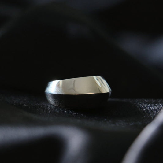 Peak Ring.