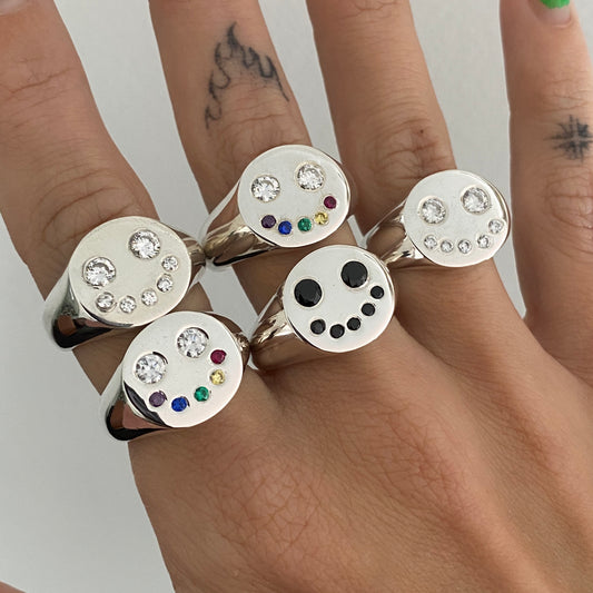 Happy Ring.