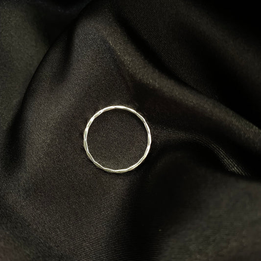 Stud Ring.