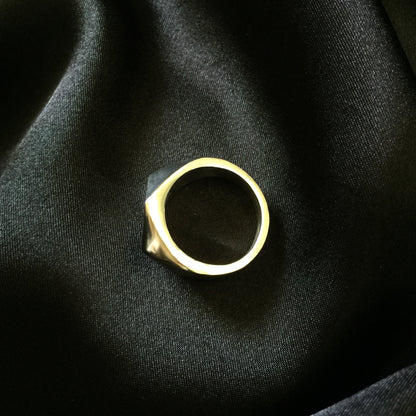 Diamond Signet Ring.