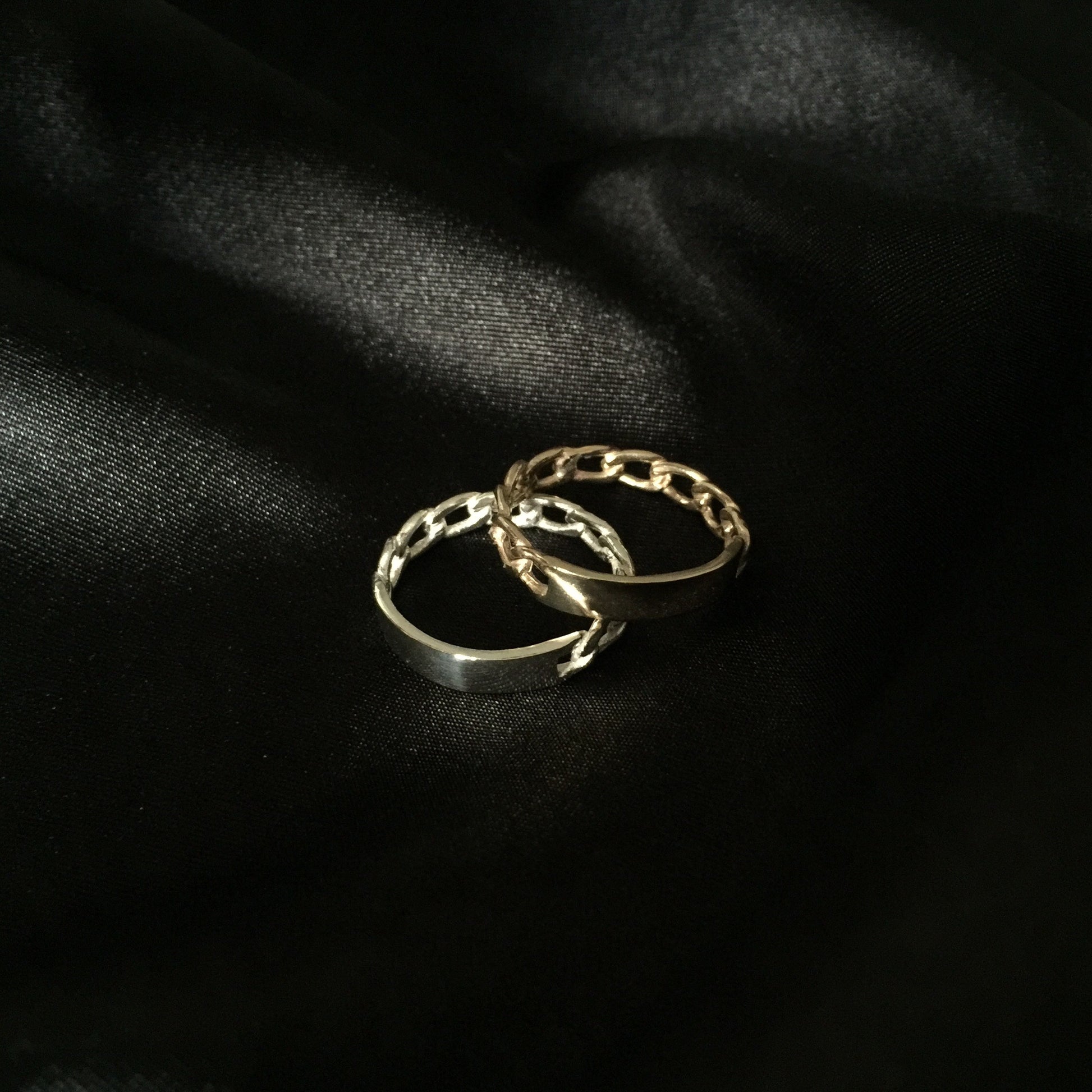 Chain Link Ring.